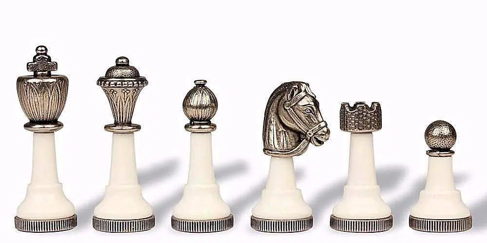 Set Staunton Design II Scacchiera in Legno Laccato & Scacchi in Metallo Massiccio Laccato Nero e Bianco - immagine 6