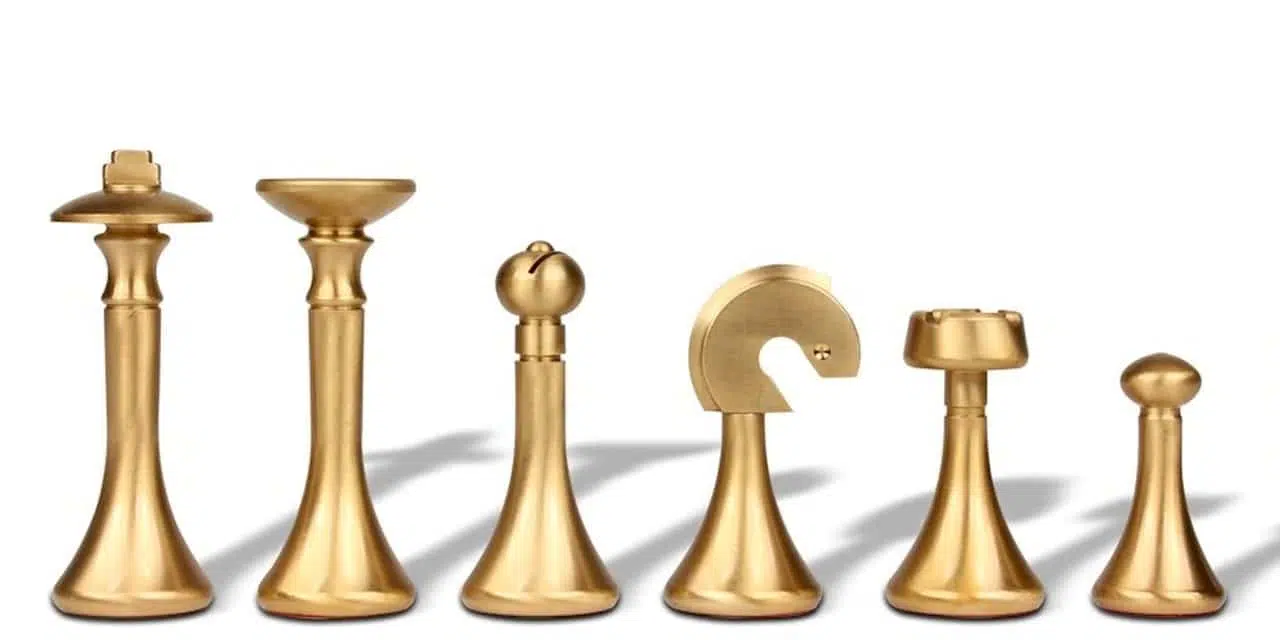 Set di Scacchi in Ottone Massiccio Contemporaneo - immagine 2