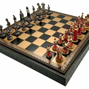 Set Mary Stuart III Scacchiera in Similpelle & Scacchi in Metallo Dipinti a Mano