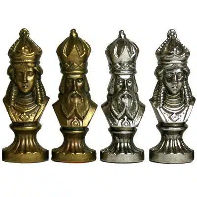 Set Medieval IV Scacchiera in Legno d'Acero & Scacchi in Metallo - immagine 7