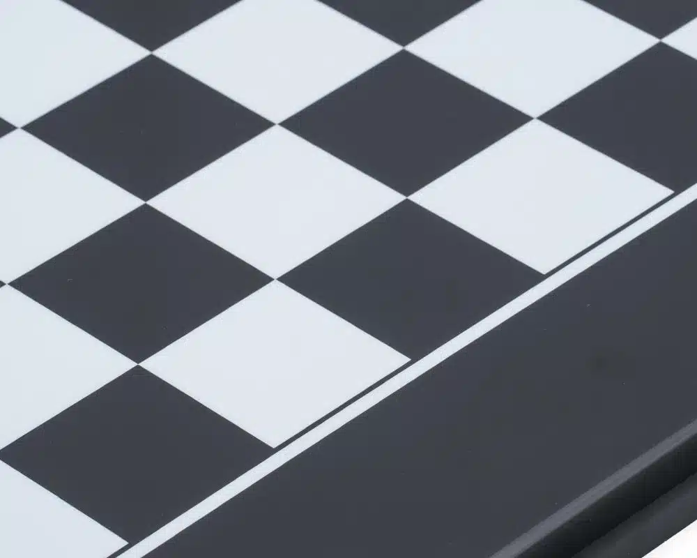 Grande Scacchiera in Legno Laccato Nero - immagine 4