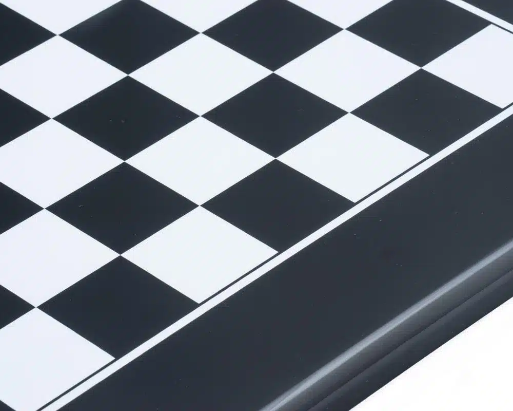 Grande Scacchiera in Legno Laccato Nero - immagine 3