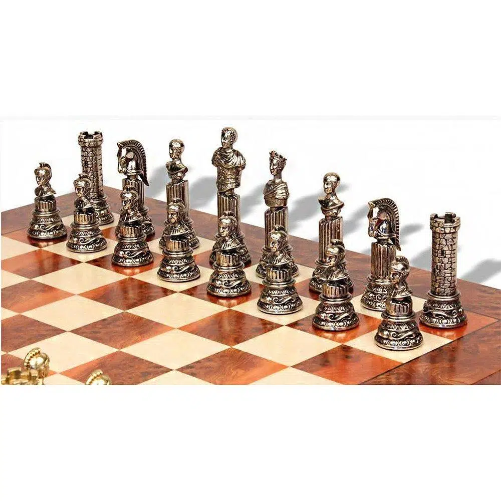 Set Impero Romano VIII Scacchiera Opaca in Legno di Olmo ed Erica e Scacchi in Metallo - immagine 3