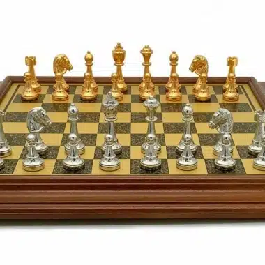 Set Classic Flower 2 Scacchiera su Piedistallo in Legno e Scacchi in Metallo