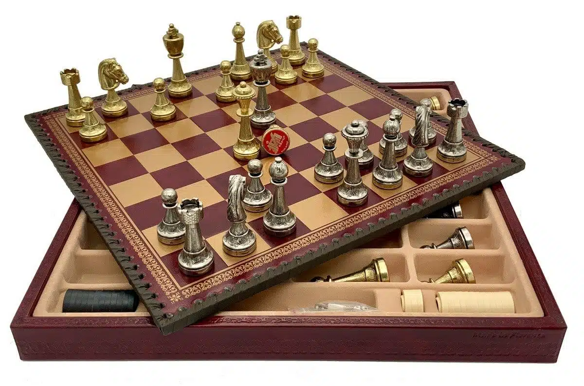 Set Staunton Mix V Scacchiera Rossa con Vano Portapezzi e Scacchi in Metallo - immagine 2