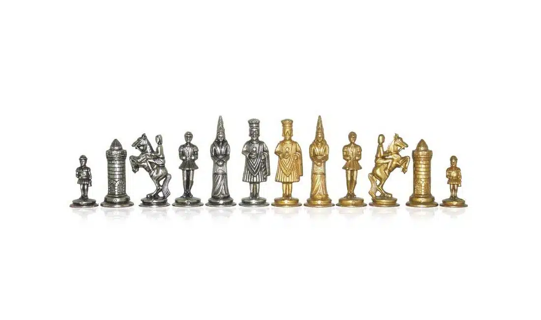 Ensemble "Camelot" Echiquier en Similicuir & Jeu d'Echecs en Métal Massif