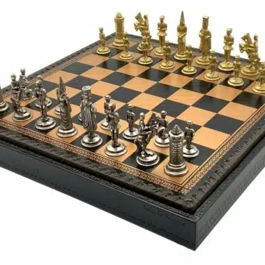 Set Camelot Re Artù XIV Scacchiera con Vano Portapezzi e Scacchi in Metallo