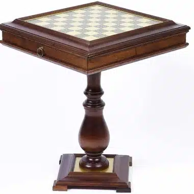 Tavolo da Scacchi e Backgammon con Scacchiera in Legno e Piano in Ottone con Vano Portapezzi Integrato
