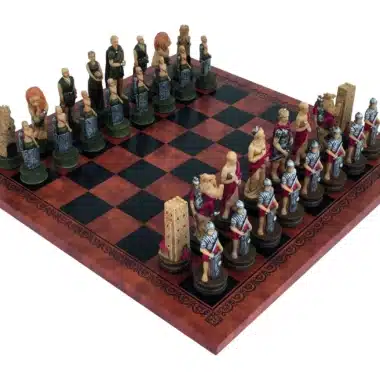 Set Gladiatori Scacchiera in Similpelle e Scacchi in Resina Dipinti a Mano