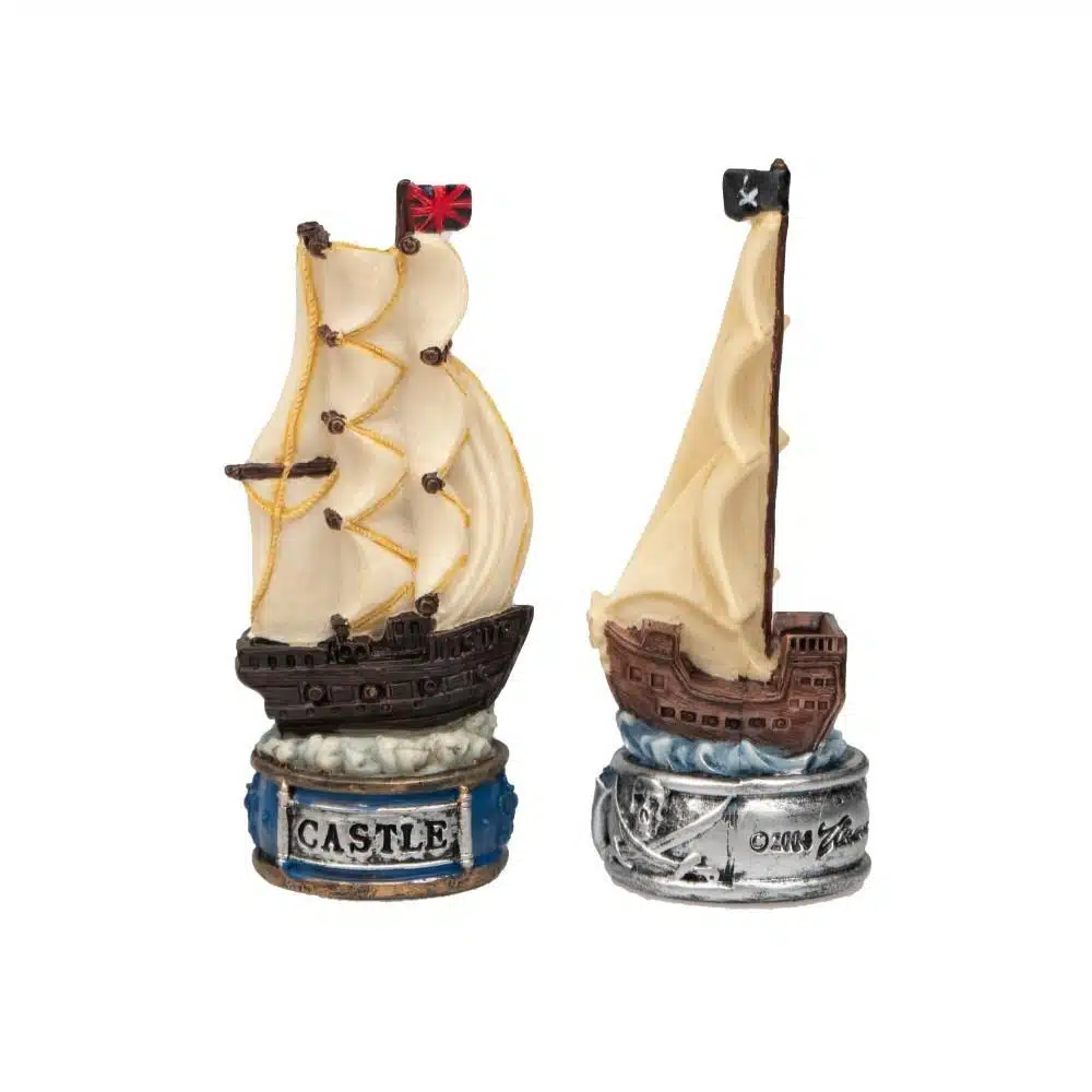 Set Pirati II Scacchiera in Legno e Scacchi in Resina Dipinti a Mano - immagine 15