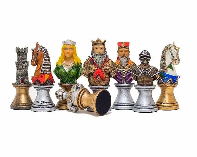 Ensemble "Buste Médieval" Echiquier en Bois d'Erable et de Noyer & Jeu d'Echecs Résine Peint à la Main