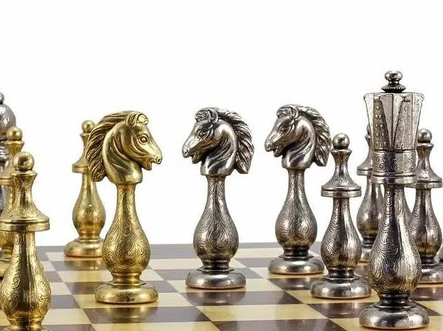 Jeu d'Echecs en Métal Plaqué Or et Argent "Arabic Style"