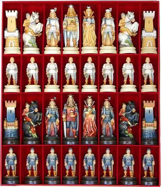 Jeu d'Echecs "Bergame Bouclier Côté Peint à l'Huile" en Bois des Alpes Massif Sculpté Traditionnellement