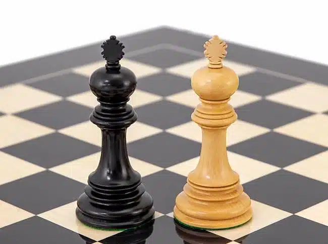 Jeu d'Echecs "Constantine" en Bois d'Ebène