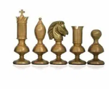 Set di Scacchi in Ottone Giant Contemporaneo di Alta Gamma