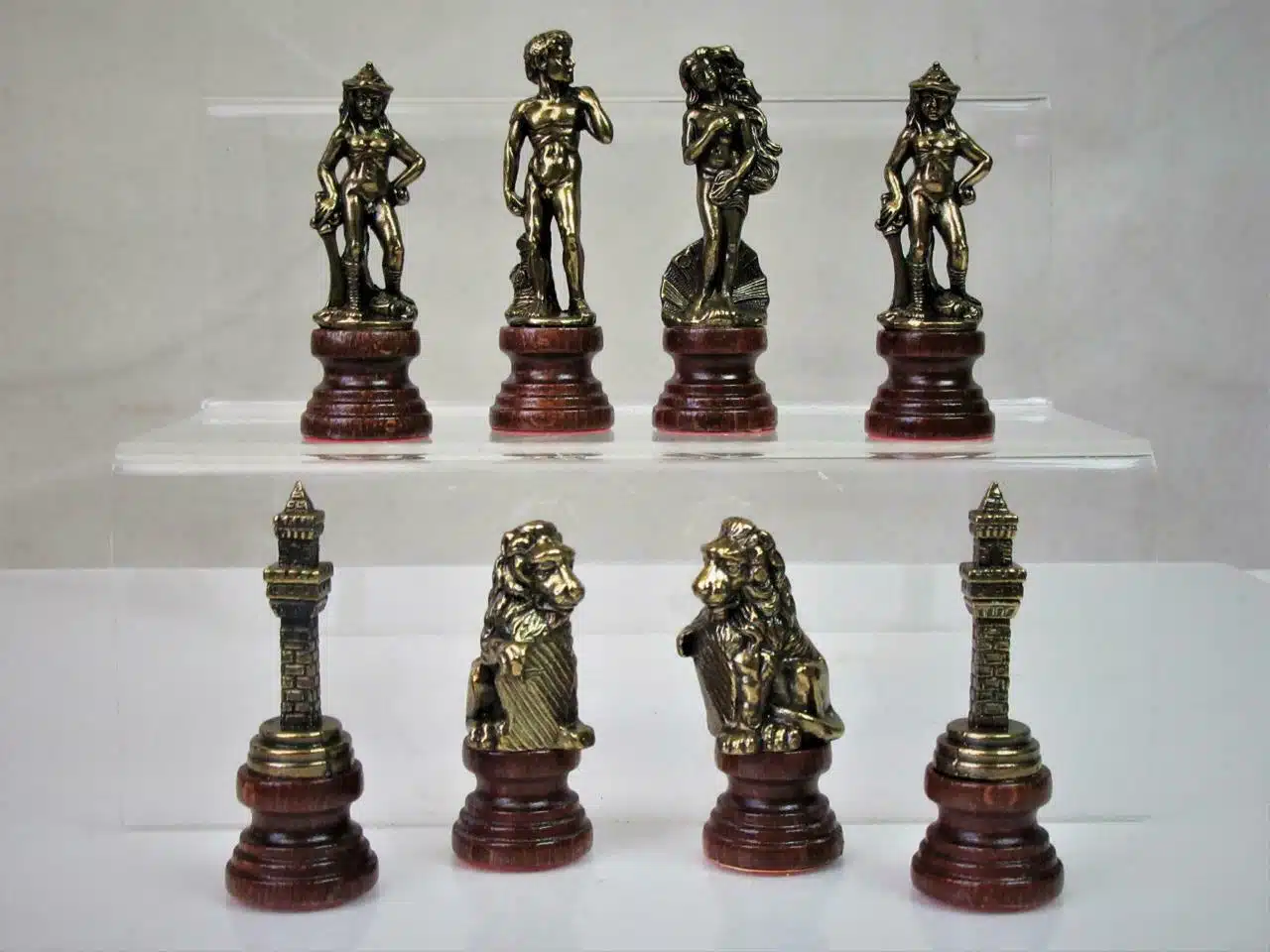 Set Florentine II Scacchiera in Similpelle & Scacchi in Legno Massello e Metallo - immagine 17
