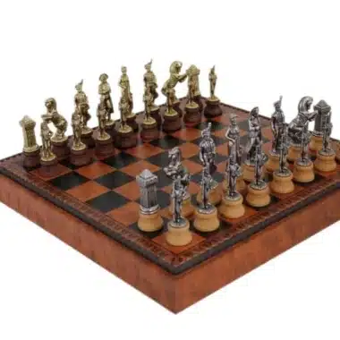 Grandi Statuine Scacchi Napoleone e Scacchiera Marrone con Vano Portapezzi