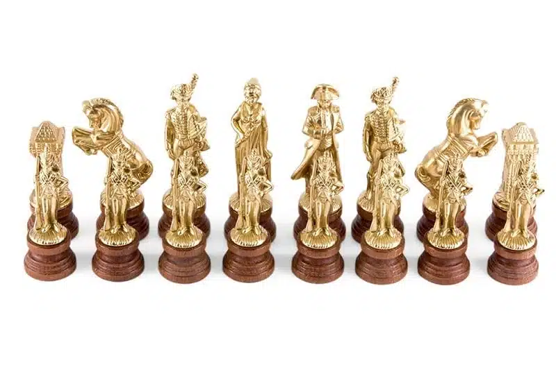 Grandi Statuine Scacchi Napoleone e Scacchiera Marrone con Vano Portapezzi - immagine 2