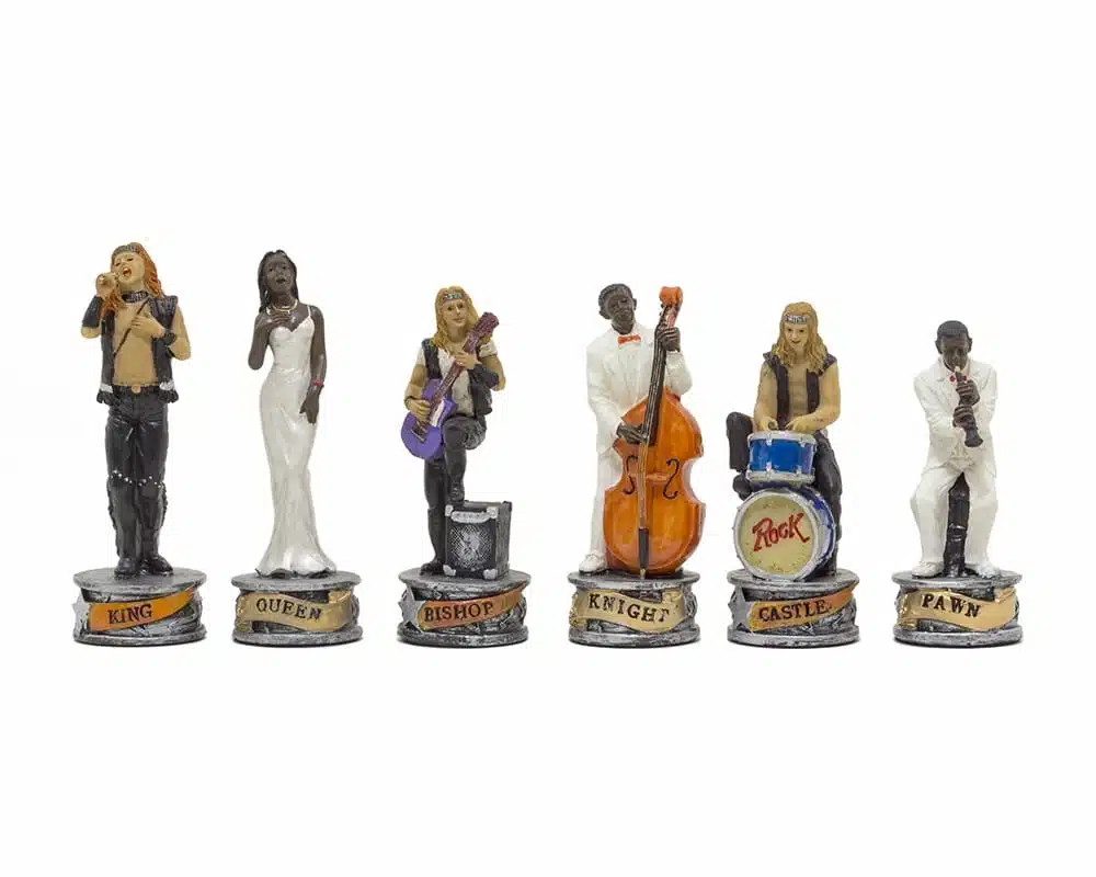 Set di Scacchi Jazz vs Rock - Scacchiera in legno laccato nero e pezzi in resina - immagine 17