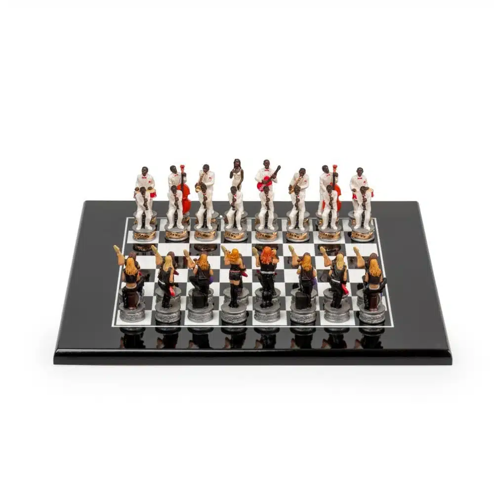 Jeu d'Échecs Jazz vs Rock - Échiquier en bois laqué noir & Pièces en résine