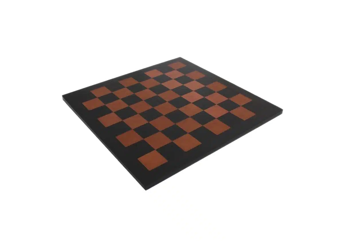Piccolo Set di Scacchi Moderno in Ottone Artigianale con Scacchiera in Vera Pelle - immagine 6