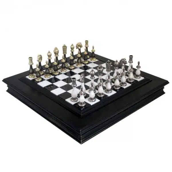 Set di Scacchi Bianco e Nero Staunton - Scacchiera in Marmo e Legno con Vano Portapezzi & Pezzi degli Scacchi in Legno e Metallo