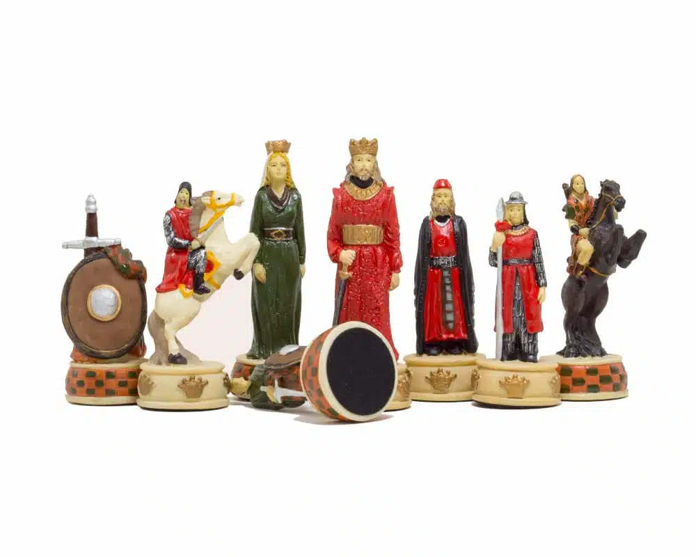 Set di Scacchi Guerra d'Indipendenza Scozzese in Resina con Scacchiera in Similpelle - immagine 14