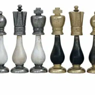 Set di Scacchi in Metallo e Legno Nero & Bianco