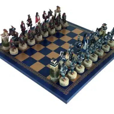 Set di Scacchi Samurai in Resina Dipinto a Mano e Scacchiera in Similpelle Dorata e Blu