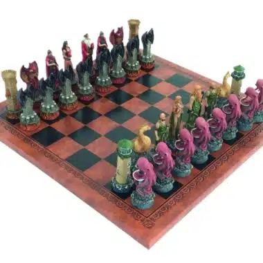 Set di Scacchi Fantasy Acqua vs Fuoco in Resina e Scacchiera in Similpelle Marrone e Nera