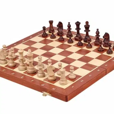 Scacchiera e Set di Scacchi in Legno con Vano Portapezzi