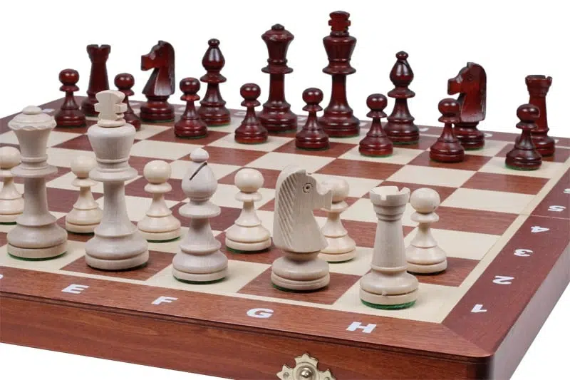 Scacchiera Pieghevole e Set di Scacchi in Legno Taglia 6 con Vano Portapezzi - immagine 5