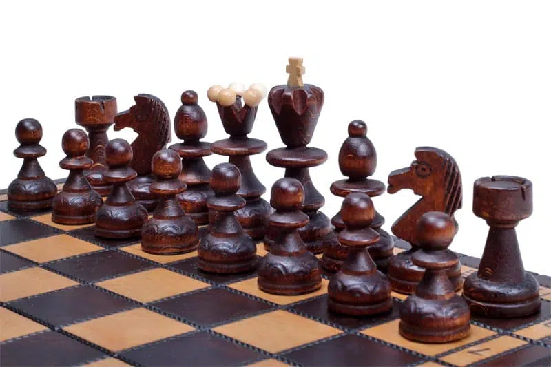 Set di Scacchi Pieghevole in Legno - immagine 3