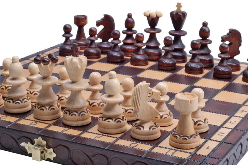 Set di Scacchi Pieghevole in Legno - immagine 5