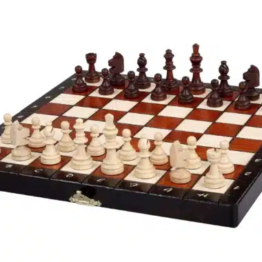 Piccolo set di scacchi magnetico in legno con vano portapezzi