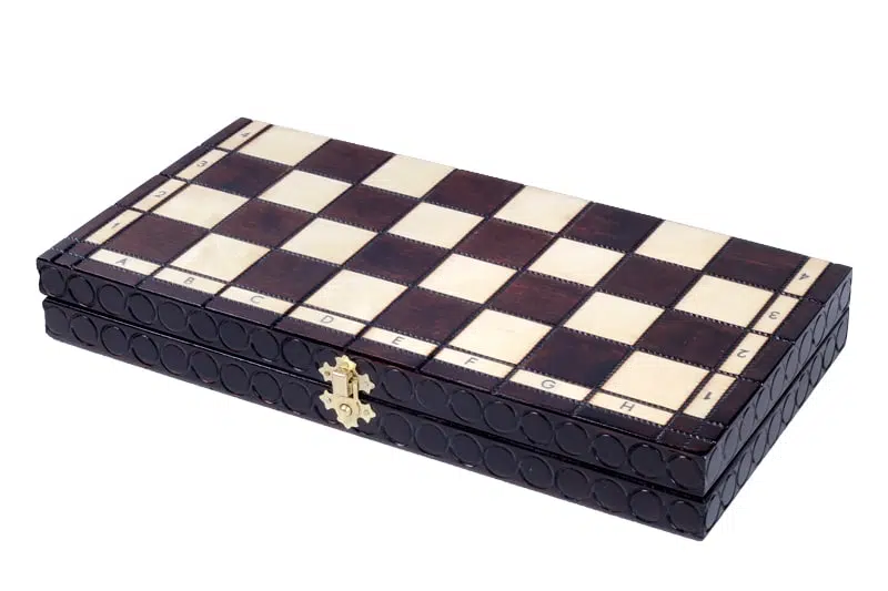 Set di Scacchi e Scacchiera in Legno Pieghevole con Vano Portapezzi - immagine 8