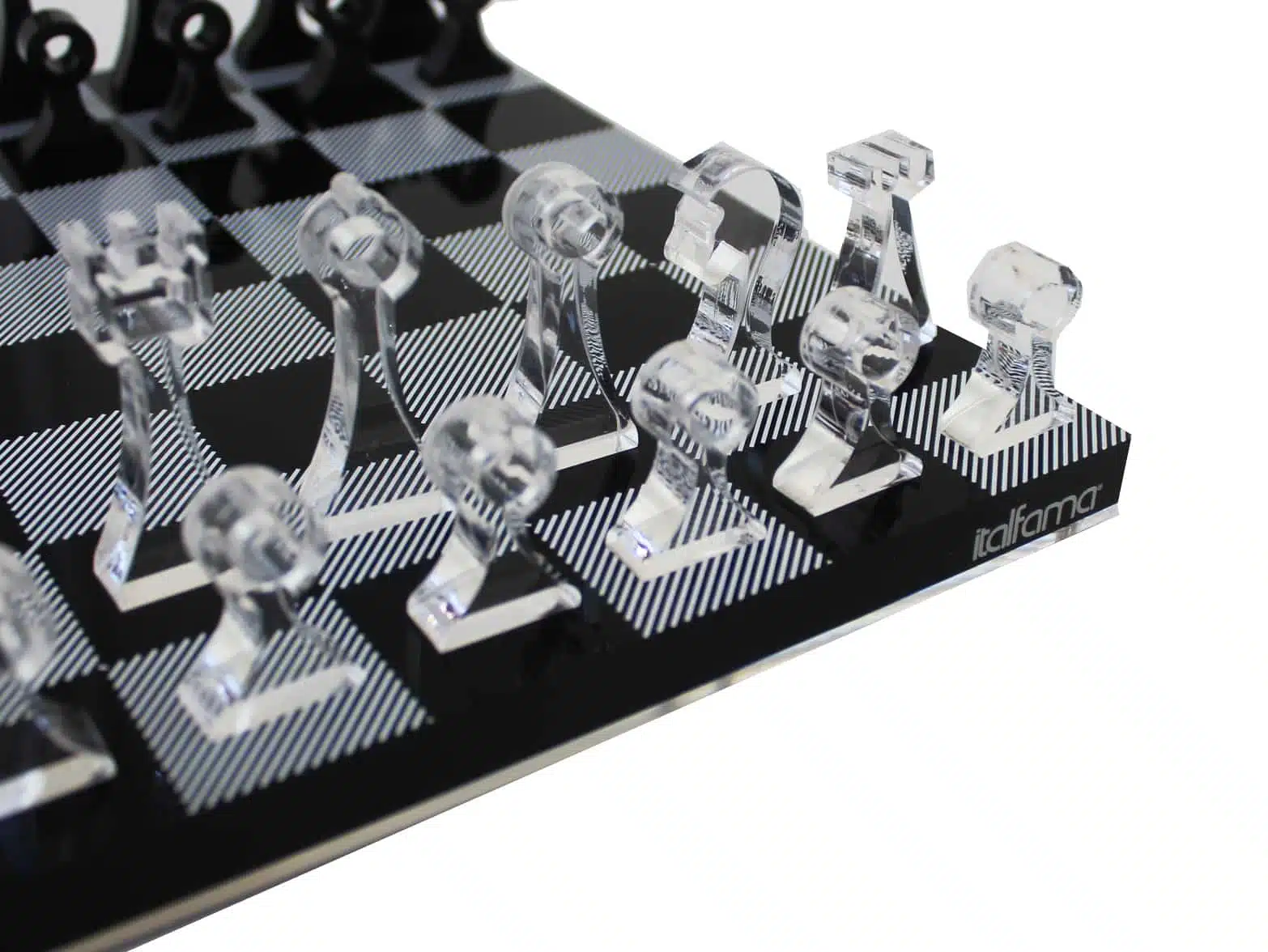 Set di Scacchi Design Nero e Trasparente in Plexiglas con Vano Portapezzi - immagine 5