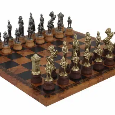 Set di Scacchi Grandi Figure Mary Stuart e Scacchiera in Similpelle Antica Carta del Mondo
