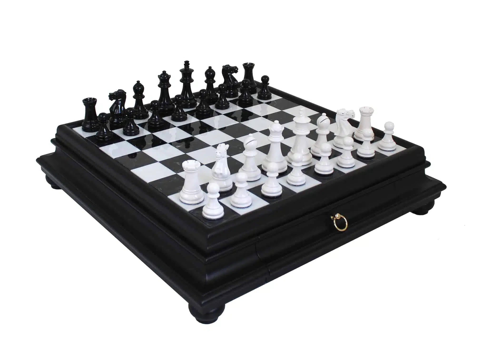 Set di Scacchi Bianco e Nero in Legno con Scacchiera su Piede e Cassetto