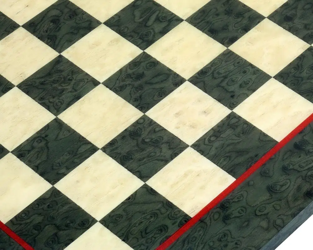 Set di Scacchi Romani VS Gladiatori con Scacchiera in Legno di Acero - immagine 8