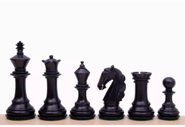 Pièces d'Échecs Colombienne en Bois de Buis et Ébonisé