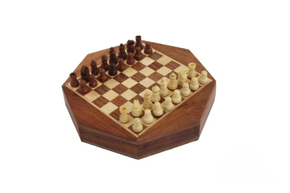 Set di Scacchi Magnetico Ottagonale in Legno di Acacia con Cassetto Portapezzi