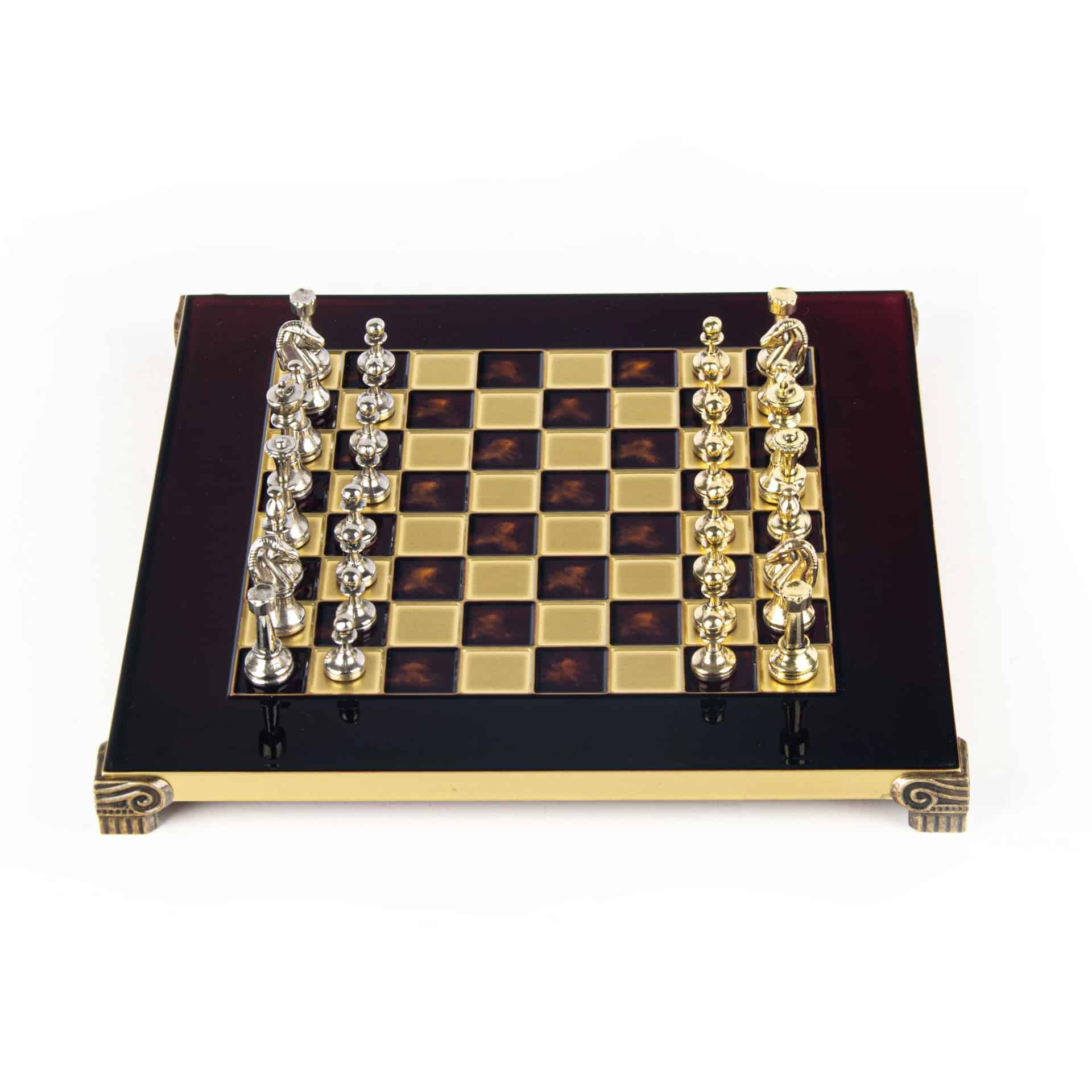 Piccolo Set di Scacchi Staunton in Metallo Argento e Oro con Scacchiera su Piedistallo in Metallo e Scatola Portapezzi - immagine 10