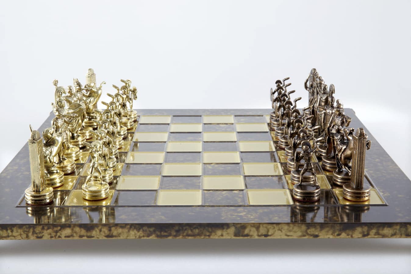 Set di Scacchi Mitologia Greca con Pezzi Oro & Marrone - Scacchiera in Metallo 36 x 36 cm - immagine 6