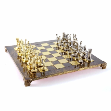 Alternative view of Set di Scacchi Periodo Greco-Romano Argento e Dorato