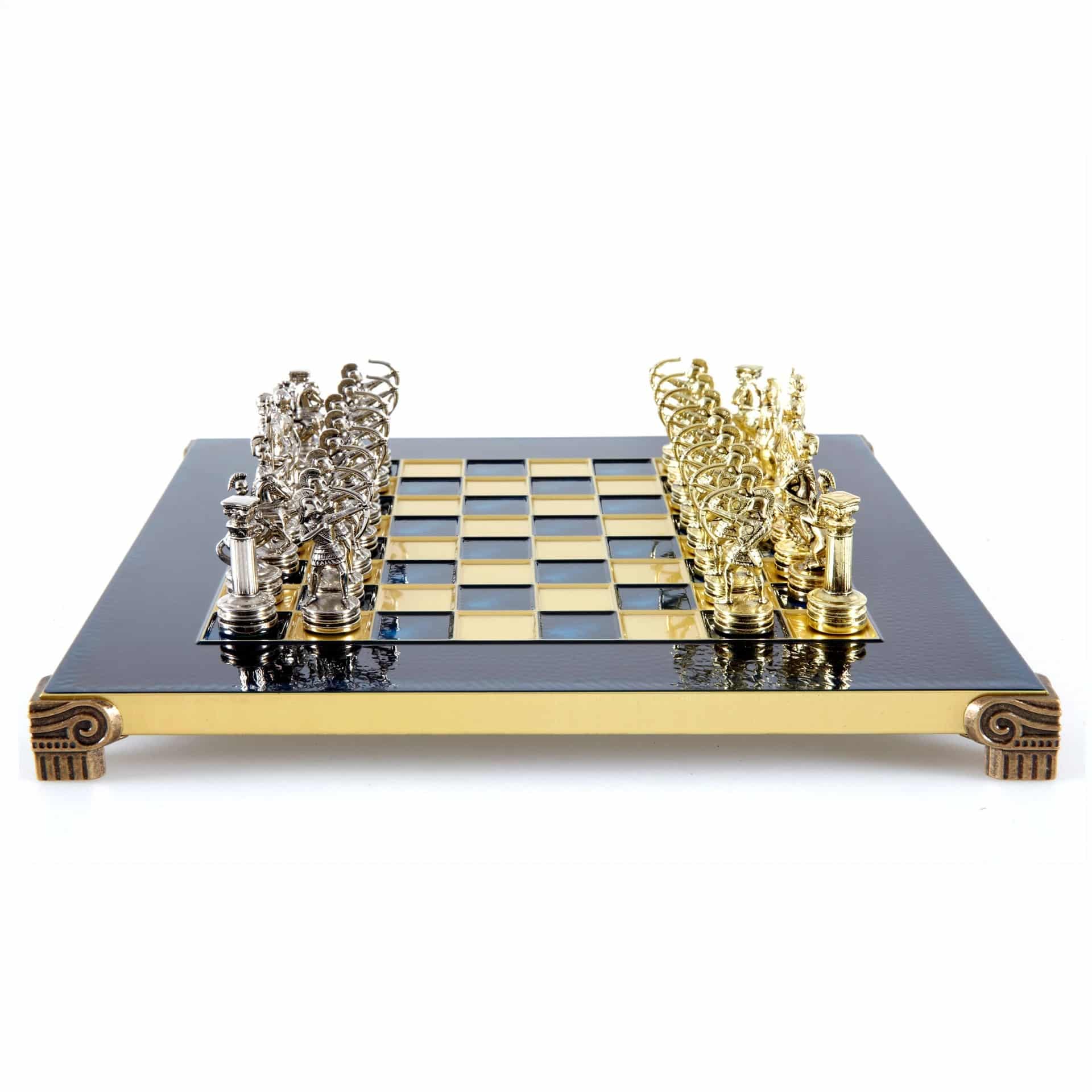 Piccolo Set di Scacchi in Metallo Argento e Oro Archers - Scatola in Legno Laminato con Scacchiera in Metallo - immagine 20