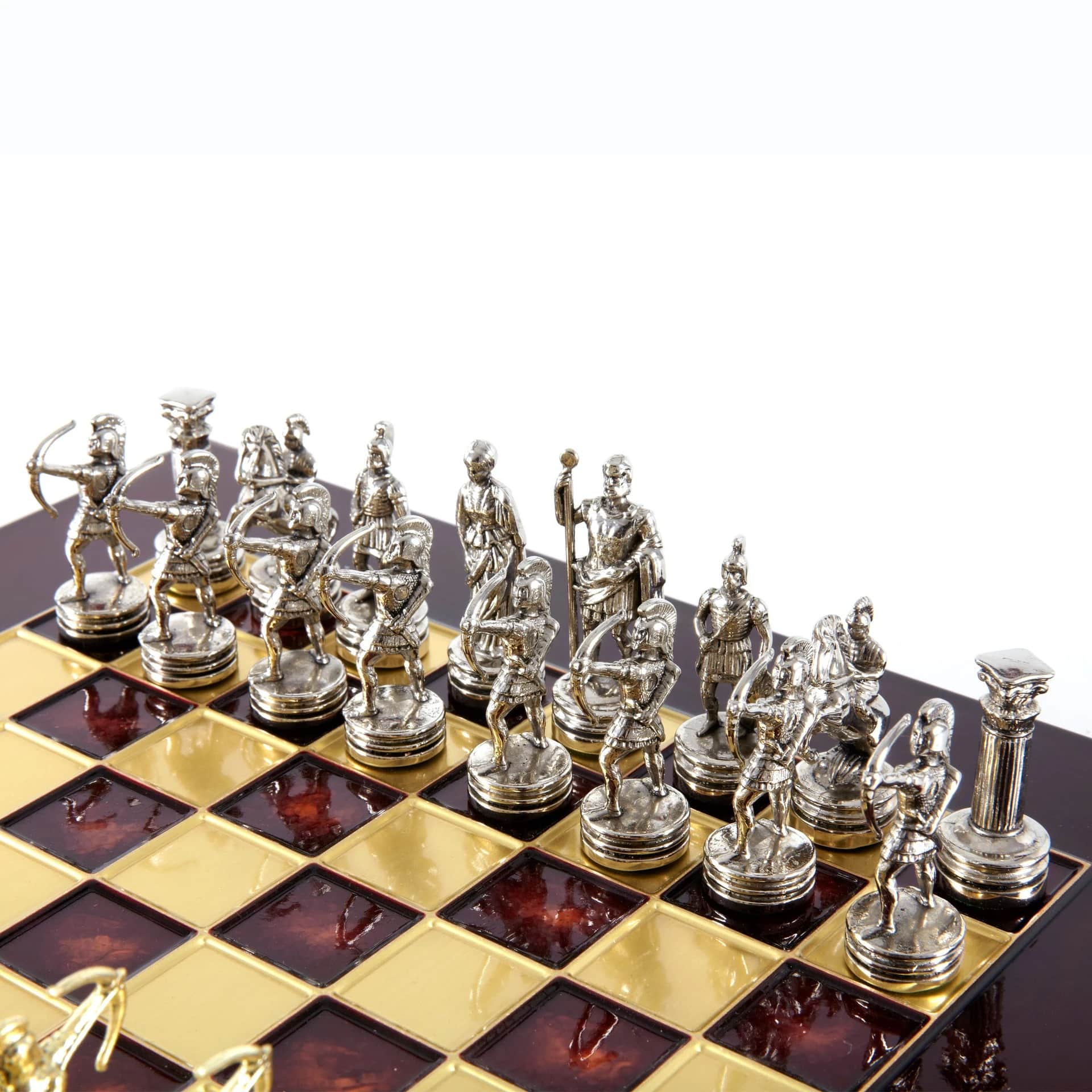 Piccolo Set di Scacchi in Metallo Argento e Oro Archers - Scatola in Legno Laminato con Scacchiera in Metallo - immagine 16