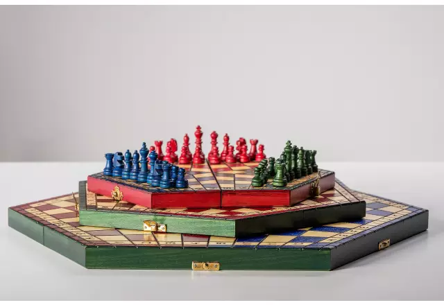 Jeu d'Échecs à 3 Joueurs en Bois – Coffret Tricolore Taille Moyenne avec Pièces Staunton