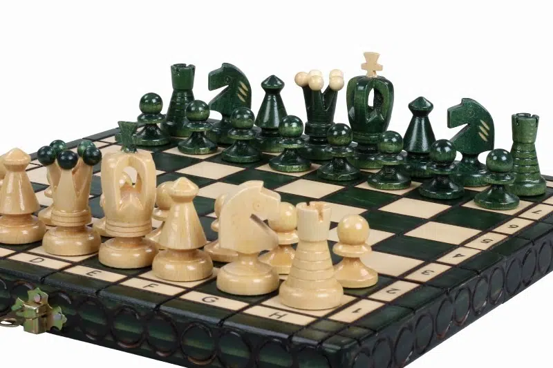 Ensemble d’Echecs en Bois Pliable – Petit Format 28,5 cm avec Pièces Vertes et Ivoire en Bois de Bouleau et de Hetre