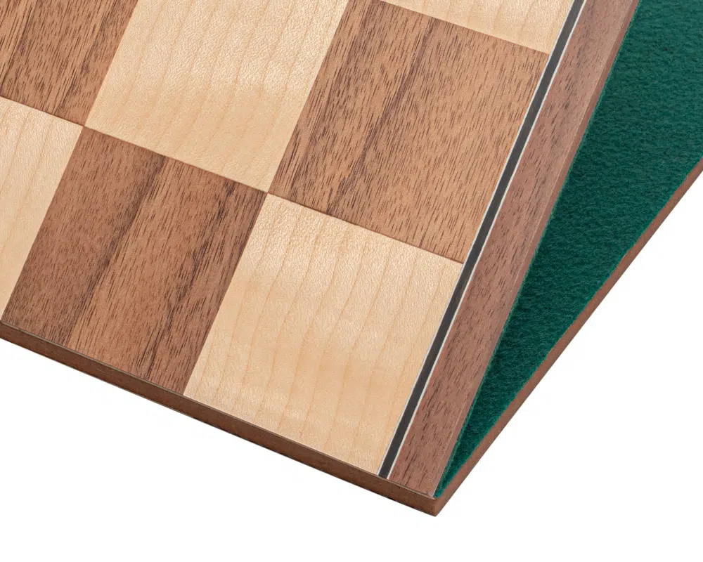 Ensemble d’Echecs Staunton Conquest – Pièces en Bois et Echiquier Pliant en Bois de Noyer et Erable